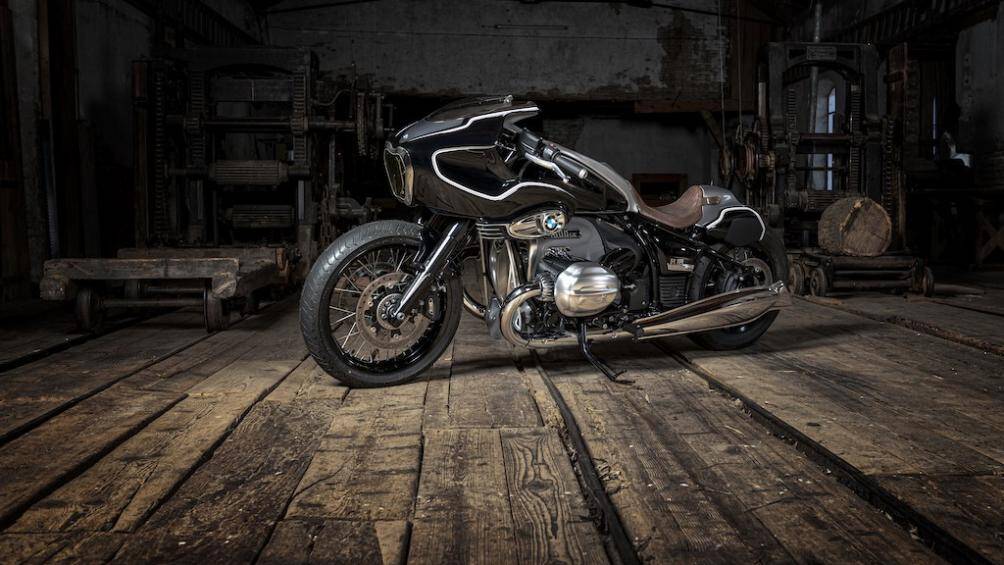 Với đôi bàn tay tài hoa của mình, mới đây nghệ nhân người Áo này đã cho ra mắt sản phẩm độ mới của mình sau 450 giờ để hoàn thiện nó