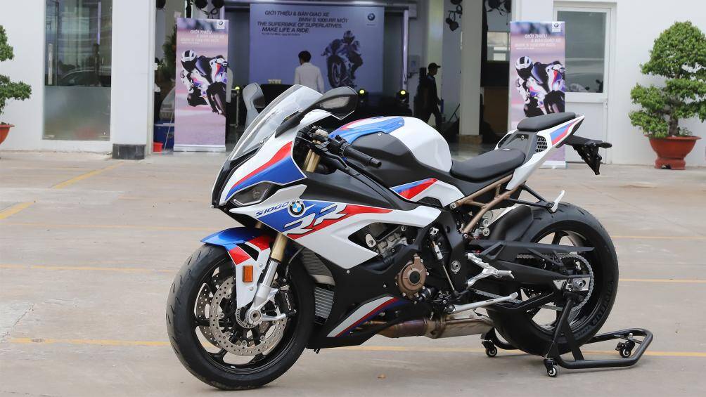 1. BMW S1000RR 2020