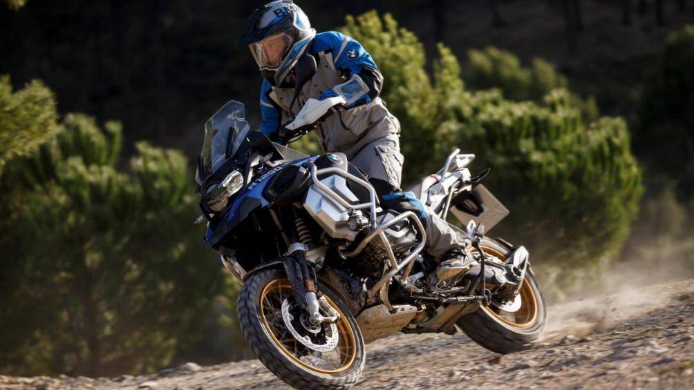 9. BMW R1250GS Adventure 2020