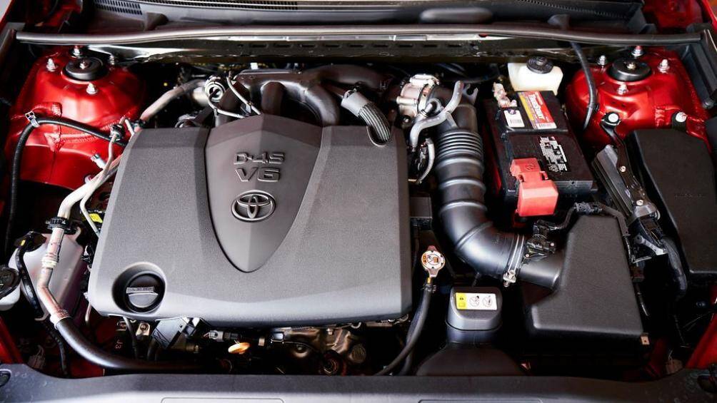 Sẽ có 3 tùy chọn động cơ cho Toyota Camry 2021 tại Mỹ: 2.5L, 3.5L và Hybrid