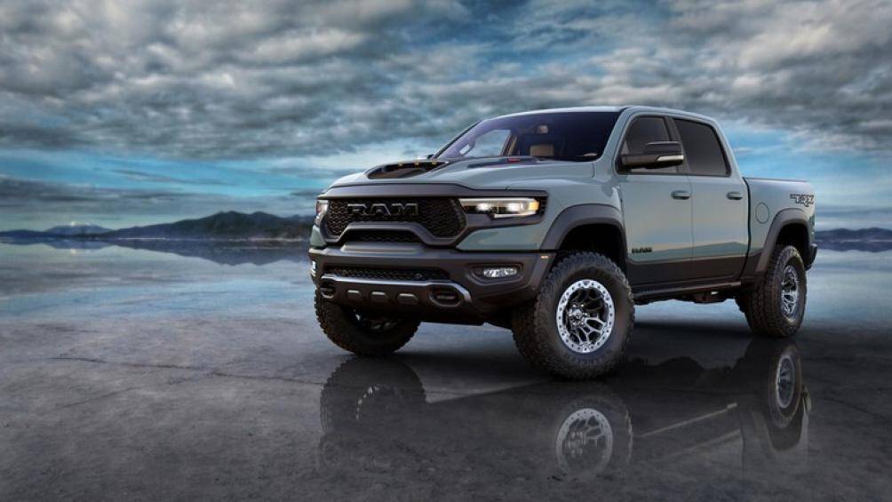 Ngoại thất của xe sẽ có bộ mâm kiểu chuỗi hạt (beadlock) và các logo sơn đen tạo vẻ hầm hố