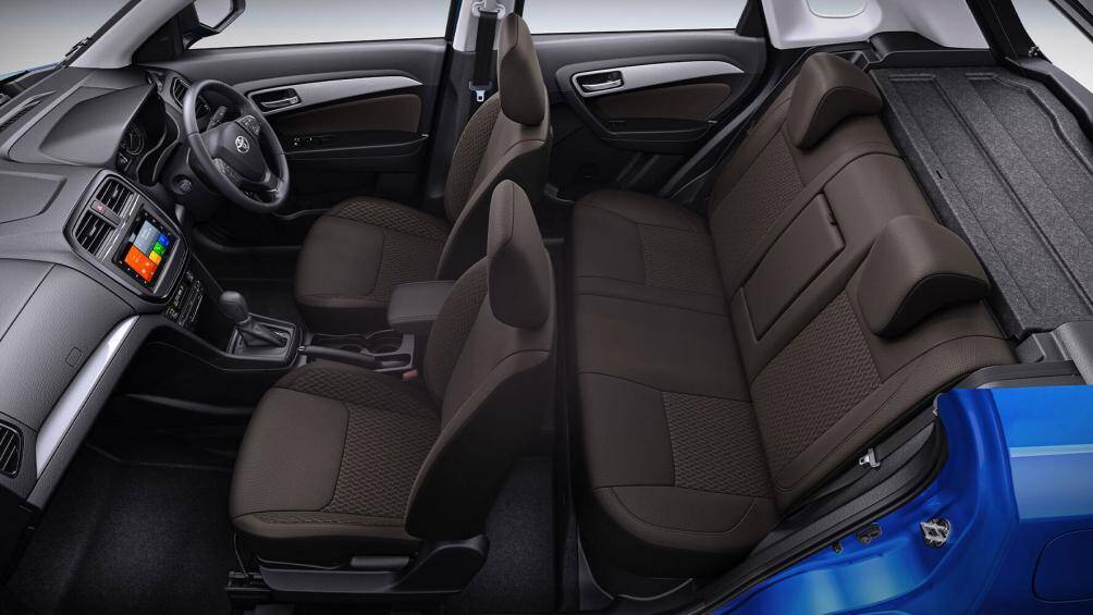 Urban Cruiser được trang bị màn hình giải trí cảm ứng, tương thích Apple Carplay và Android Auto