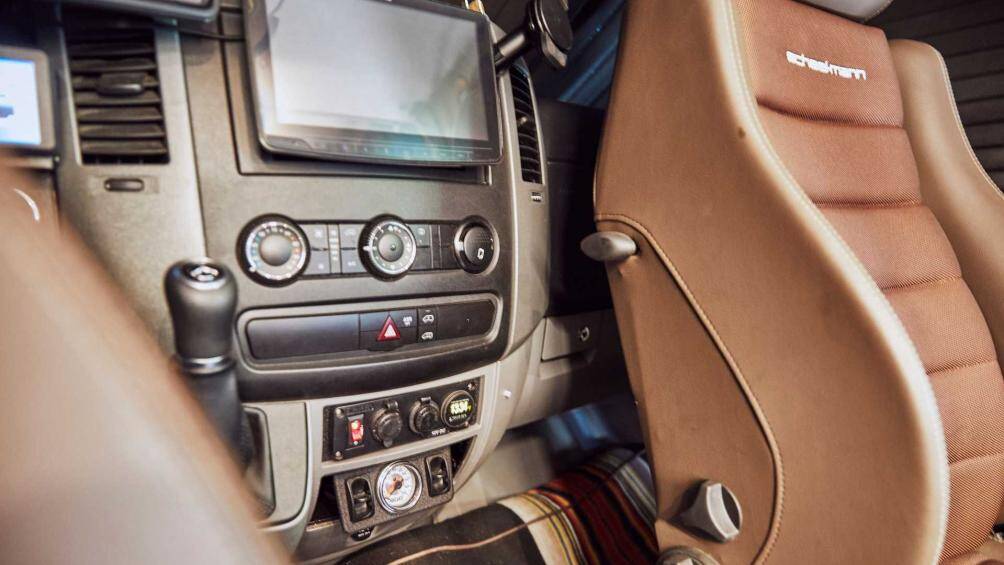 Hiện giá bán của chiếc xe đặc biệt này vẫn chưa được Mercedes-Benz công bố