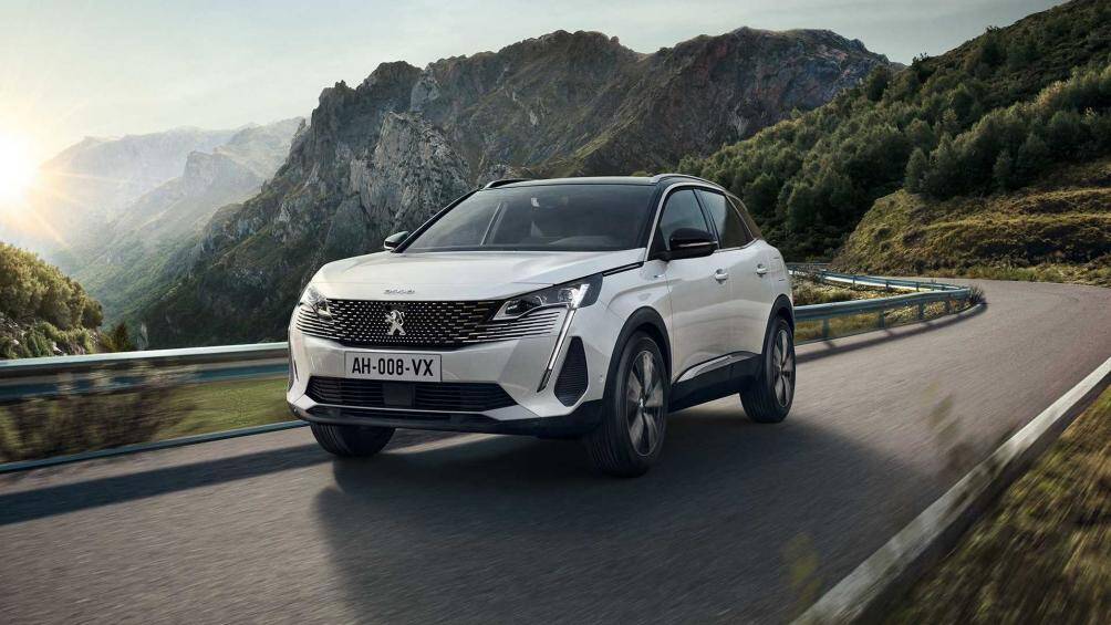 Peugeot 3008 2021 sử dụng lưới tản nhiệt không khung viền mới, ốp sườn màu đen bóng