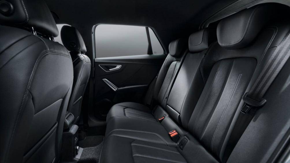 Khoang hành lý có thể tích 405 lít giống với phiên bản trước đây. Nếu gập hàng ghế sau xuống, khoang hành lý này sẽ được mở rộng lên đến 1.050 lít