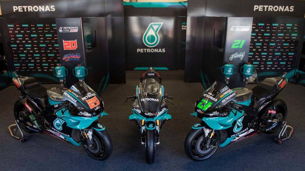 Để có thể sở hữu được phiên bản đặc biệt Yamaha R1 Petronas SRT, khách hàng phải bỏ ra số tiền 46.000 Euro (tương đương khoảng 1,3 tỷ đồng)