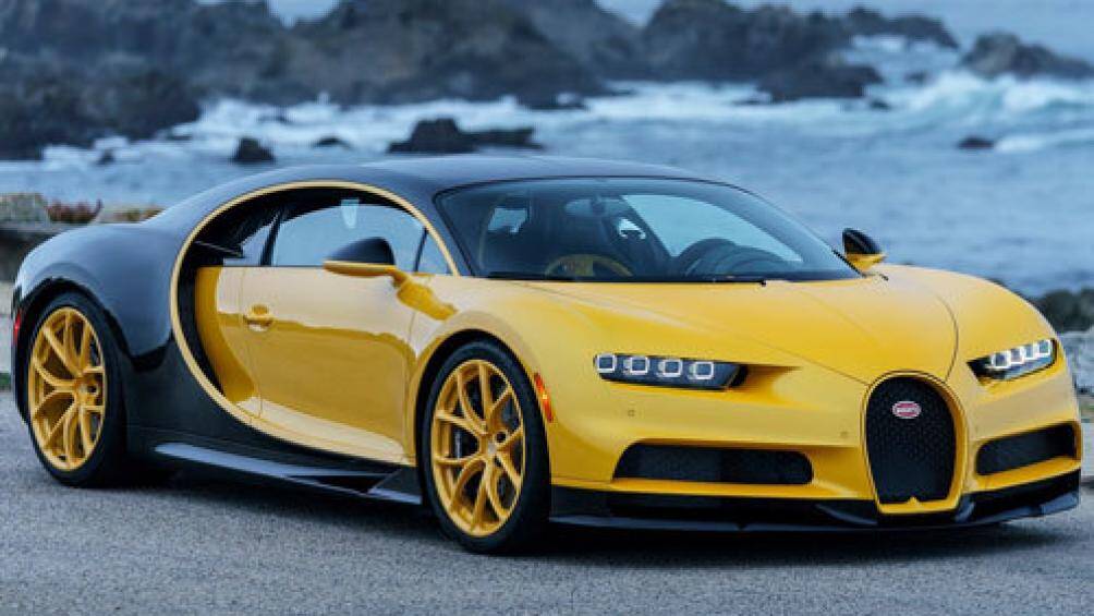 2. Bugatti Chiron 2020 (thời gian tăng tốc từ 0-100 km/h: 2,3 giây)