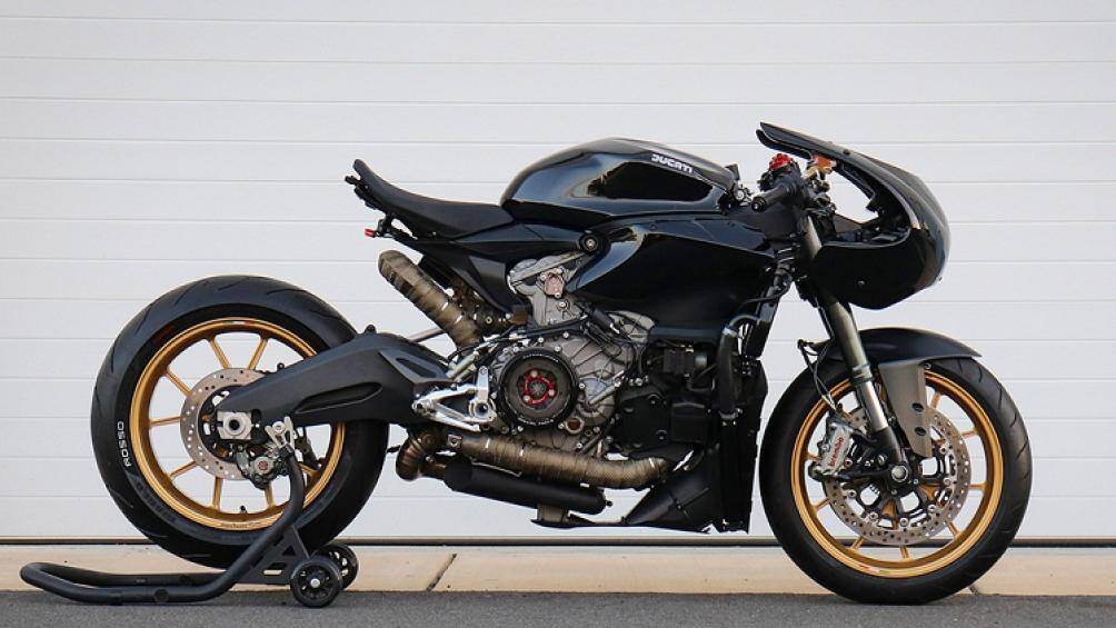 Bản độ cafe racer của mẫu sport-bike Ducati 959 Panigale của anh chàng Andrew Jett, một thợ cơ khí sống tại bang Virginia (Mỹ) khiến nhiều người bất ngờ