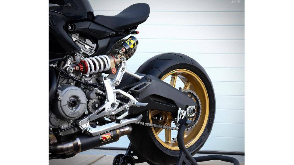 Jett cho biết đã tinh chỉnh khối động cơ Superquadro L-Twin của Ducati để nâng công suất từ 157 mã lực thành 165 mã lực