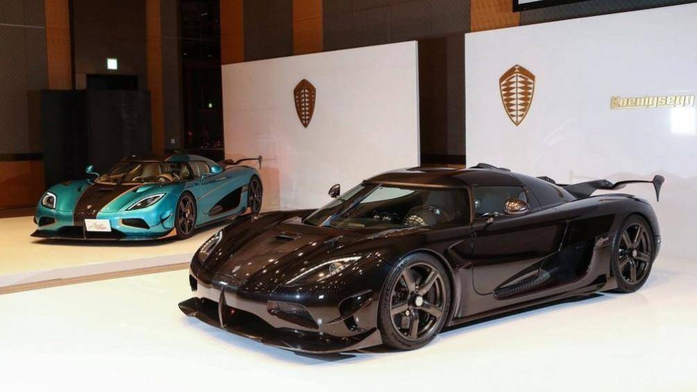 Cặp đôi Koenigsegg Agera RSR lần đầu được tiên giới thiệu tại một khách sạn sang trọng ở Nhật Bản vào năm 2016