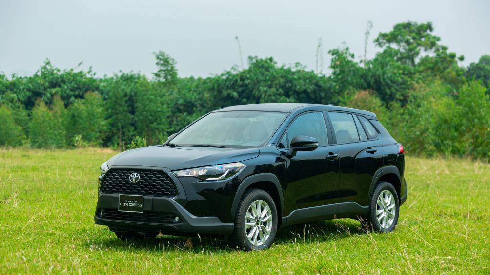 Toyota Corolla Cross 1.8G là phiên bản thấp nhất của dòng xe này được bán tại thị trường Việt Nam, có giá bán chỉ từ 720 triệu đồng