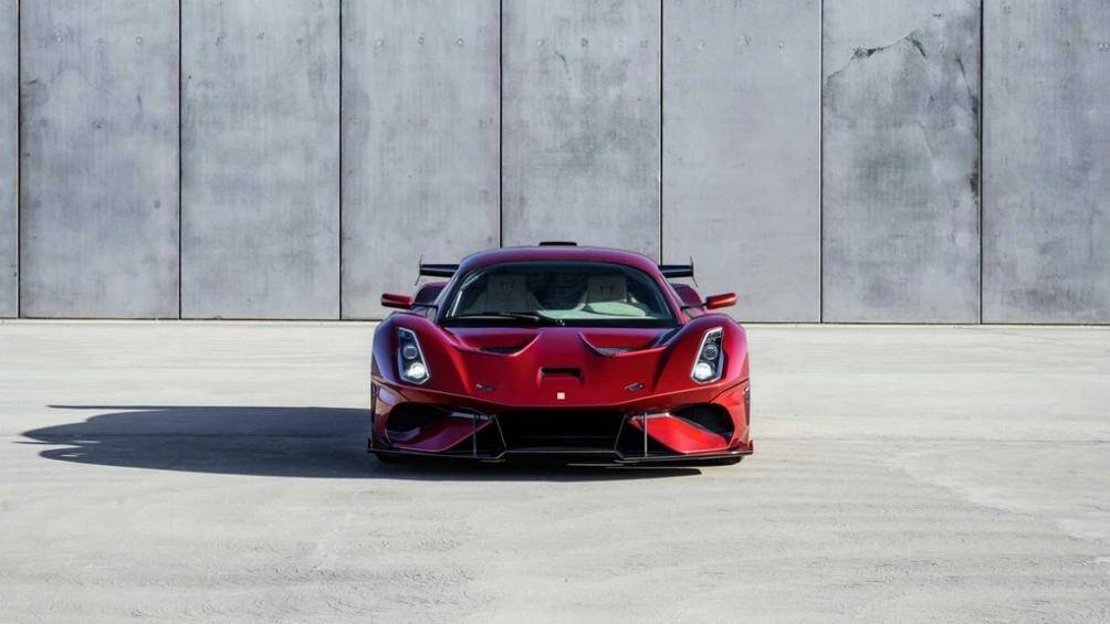 Brabham BT62R hiện là siêu xe mang động cơ V8 hút khí tự nhiên mạnh nhất trên thị trường