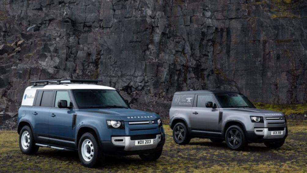 Land Rover mới đây đã giới thiệu phiên bản mang tính "thực dụng" hơn là Defender Hard Top với khoang hành lý rộng rãi do đã loại bỏ hàng ghế thứ hai