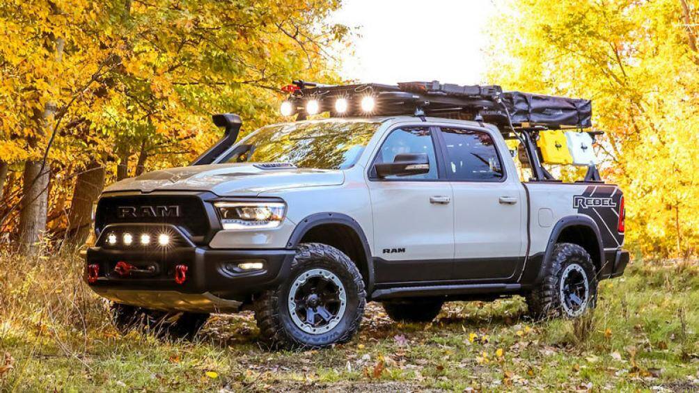 8. Ram 1500 Rebel 2020 (giá khởi điểm: 44.240 USD)