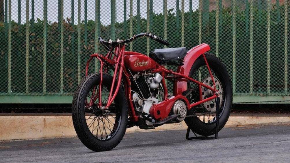 Indian Altoona Hillclimber 1928 được độ thêm một số chi tiết để vận hành trên đường đồi núi và có giá bán là 225.000 USD