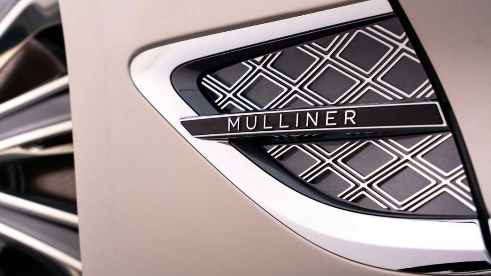 Phiên bản Continental GT Mulliner mới này sở hữu một số những chi tiết nâng cấp mang tính độc quyền đến từ bộ phận cá nhân hóa của thương hiệu
