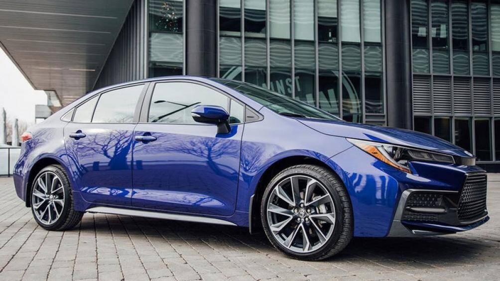 9. Toyota Corolla 2020 (điểm số: 8/10, giá khởi điểm: 19.600 USD)