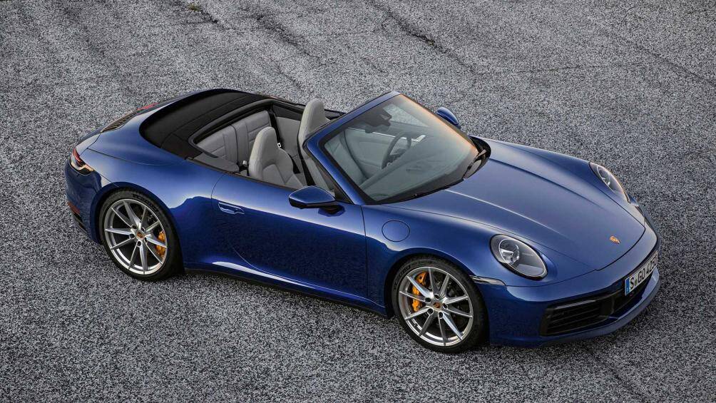 1. Porsche 911 Cabriolet 2020 (giá khởi điểm: 117.500 USD)