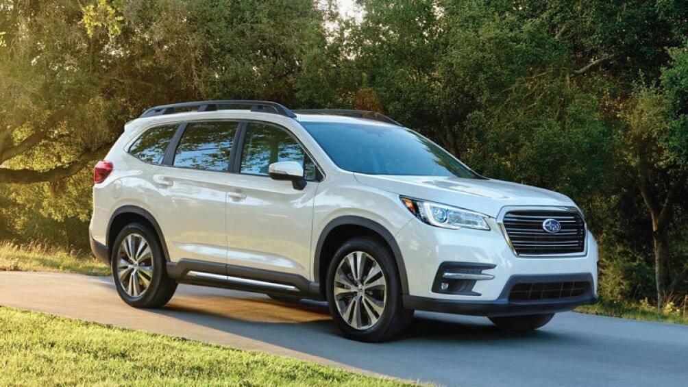 8. Subaru Ascent 2021 (giá khởi điểm: 32.295 USD, điểm tổng thể: 7,6/10)