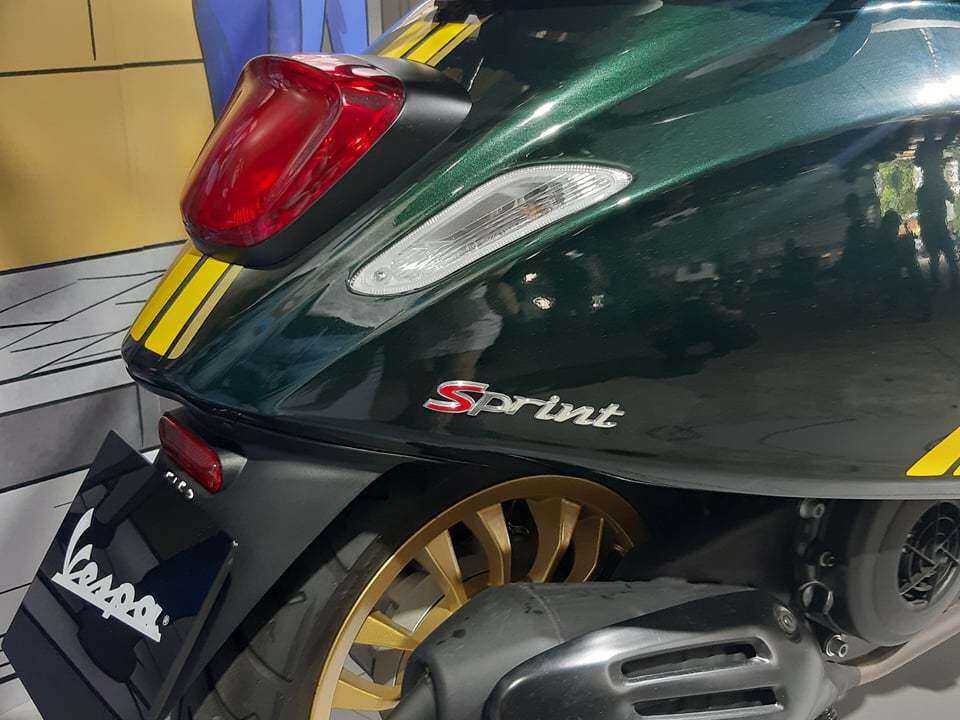 Biểu tượng Sprint ở phần đuôi xe