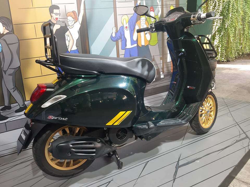 Phiên bản Sprint Racing Sixties 150cc trang bị động cơ iGet 150cc xy lanh đơn, làm mát bằng gió, động cơ 4 thì 3 van phun xăng điện tử. Khối động cơ này cho công suất và mô men xoắn cực đại đạt 9.5 kW tại 7.750 vòng/phút và 12.8 Nm tại 6.500 vòng/phút