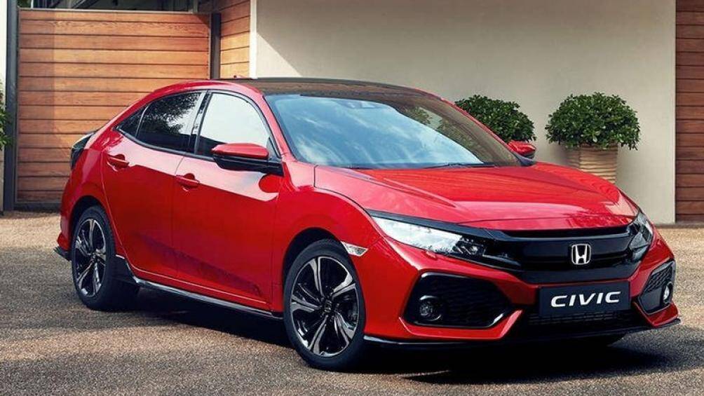 4. Honda Civic 2020 (giá khởi điểm: 19.850 USD, điểm tổng thể: 8,5/10)