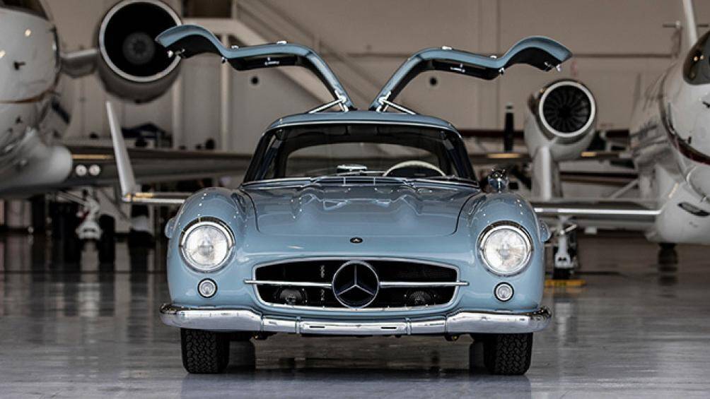 Siêu phẩm Mercedes-Benz 300SL Gullwing được hãng xe Đức sản xuất trong thời gian từ năm 1954 – 1957
