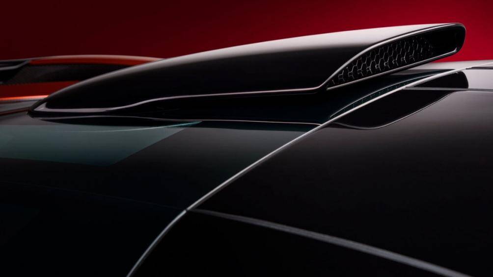 Khối động cơ V8 tăng áp kép của xe sẽ tạo ra công suất 754 mã lực và 800 Nm