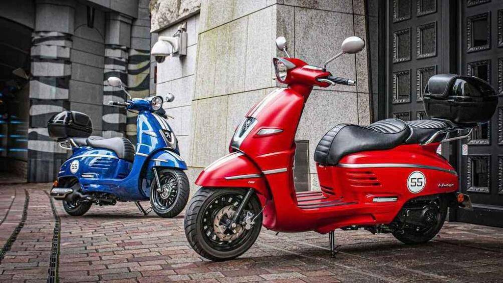 Mẫu xe tay ga mang kiểu dáng cổ điển Peugeot Django mới đây vừa được hãng xe Pháp cho ra mắt phiên bản thể thao bắt mắt hơn