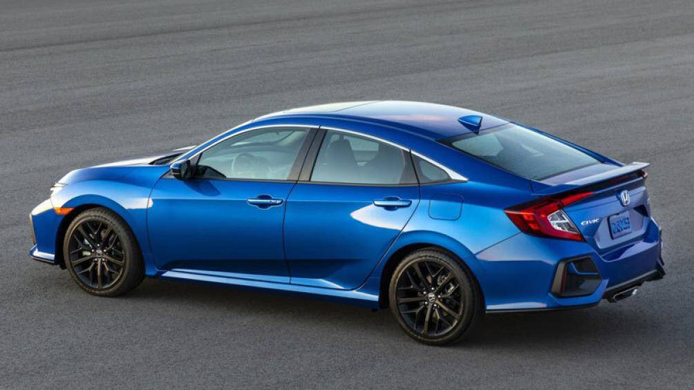 3. Honda Civic Si 2020 (giá khởi điểm: 25.200 USD, điểm tổng thể: 8,5/10)