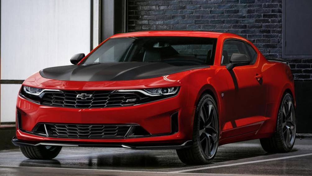 6. Chevrolet Camaro 2020 (giá khởi điểm: 25.000 USD, điểm tổng thể: 7,9/10)