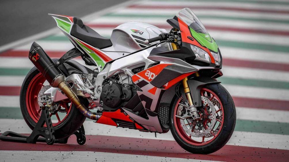 8. Aprilia RSV4 FW