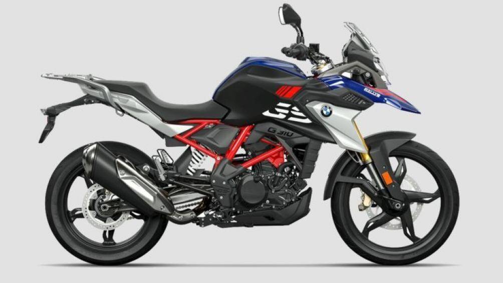 Bên cạnh các tùy chọn màu sắc mới, BMW Motorrad cũng bổ sung thêm hai phiên bản tem đặc biệt là New Rallye Style