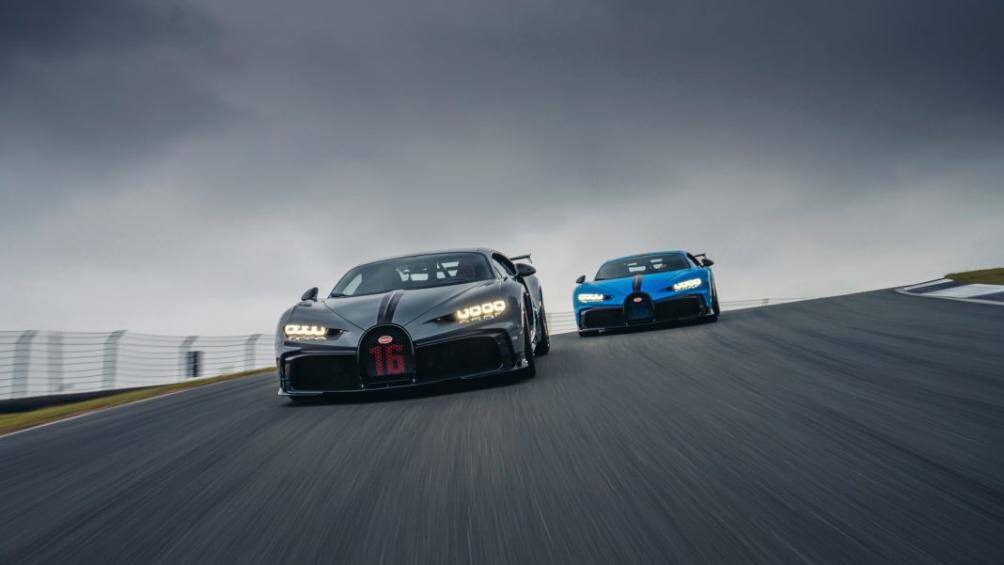 Mặc dù to lớn hơn Chiron thông thường nhưng phiên bản này lại nhẹ hơn đến 50 kg