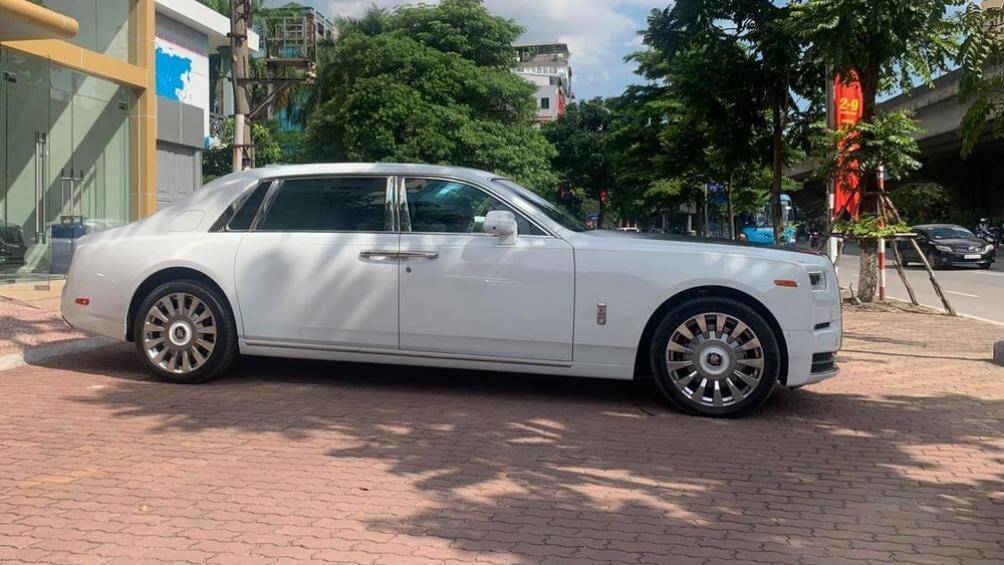 Các đại gia Việt đã tậu đến 2 trong tổng số 25 chiếc xe siêu sang Rolls-Royce Phantom Tranquillity được sản xuất trên toàn thế giới