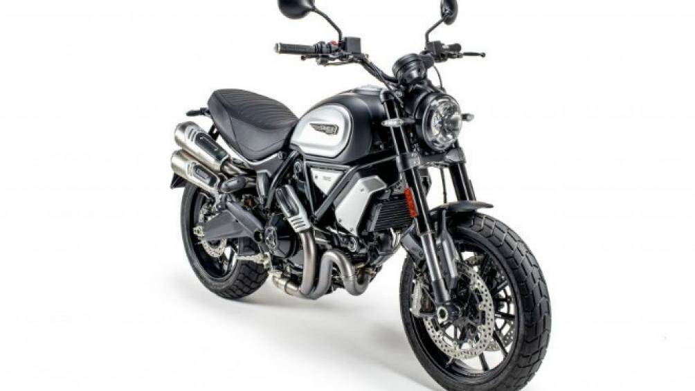 Bên cạnh đó, xe còn trang bị 3 chế độ lái: Active (Chủ động), Journey (Đường dài) và City (Đường phố)