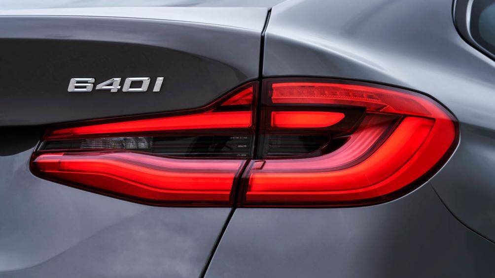 640i GT và 640i xDrive GT cao cấp hơn sẽ sử dụng động cơ sáu xi-lanh TwinPower Turbo, dung tích 3.0 lít cung cấp công suất 333 mã lực