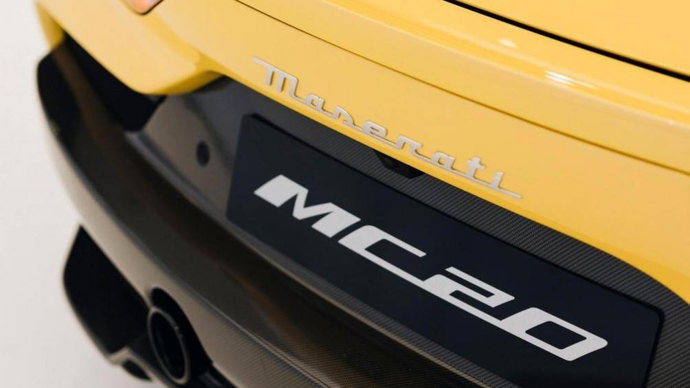 Maserati MC20 2021 có thể tăng tốc từ 0-100 km/h trong thời gian dưới 2,9 giây, từ 0-200 km/h trong 8,8 giây và đạt vận tốc tối đa 325 km/h