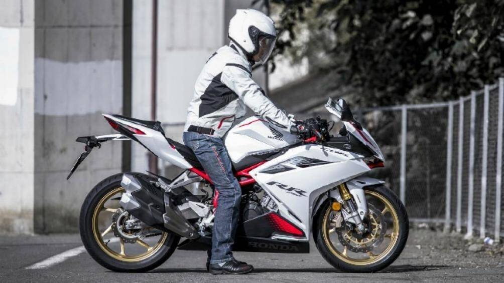 Xe có chiều cao yên ở mức 790 mm