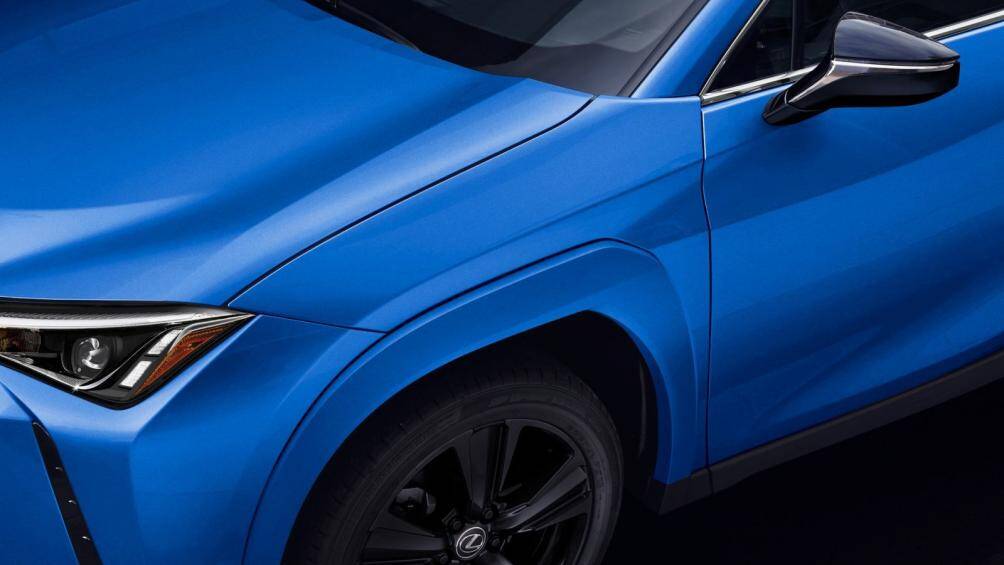 Lexus UX 2021 phiên bản Black Line sử dụng động cơ Atkinson 2.0 L sản sinh công suất 143 mã lực và mô men xoắn 188 Nm