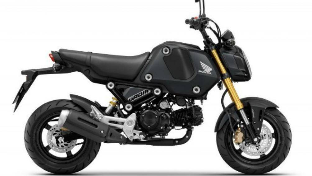 Màu đen phong cách