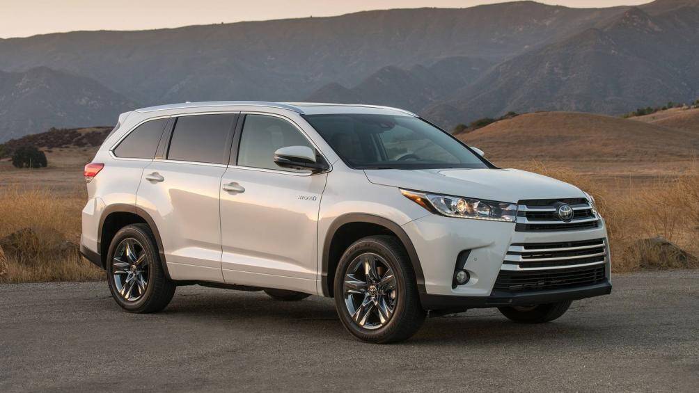 1. Toyota Highlander Hybrid