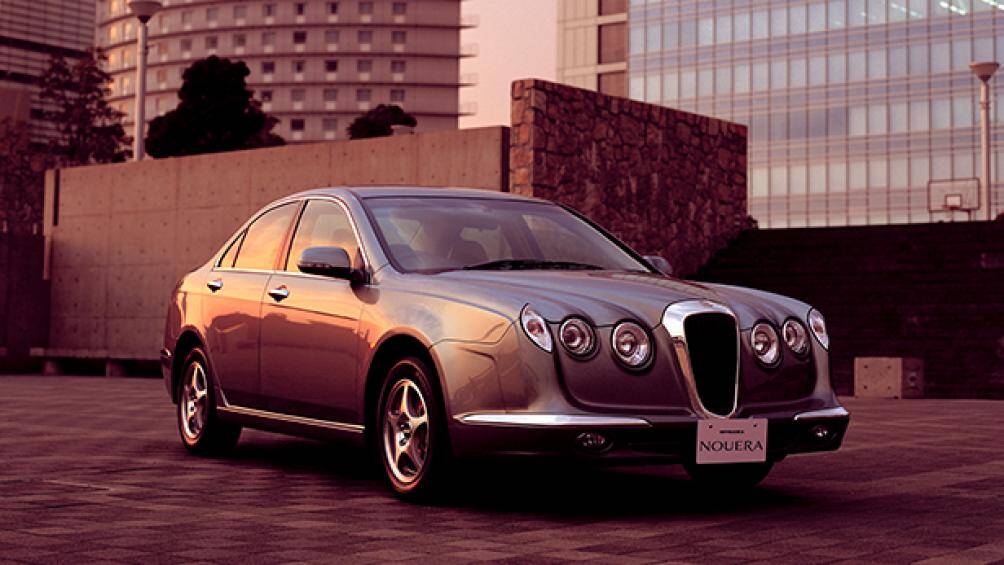 5. Mitsuoka Nouera: Sự pha trộn giữa khung gầm xe sedan hiện đại và phong cách thiết kế cổ điển không phù hợp chút nào cho xe
