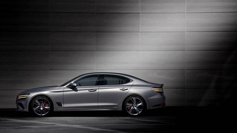 Hiện mẫu xế sang này đang có giá bán từ 40,35 - 45,85 triệu won (tương đương 823 -935 triệu đồng)