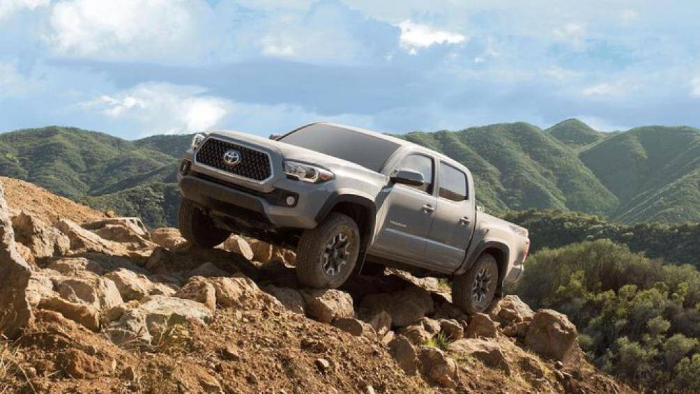 1. Toyota Tacoma: Mẫu bán tải cỡ trung chỉ mất giá 29%, còn bán được tới 26.486 USD (khoảng 614 triệu đồng)