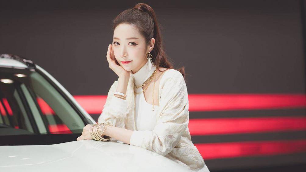 Người đẹp Yu Da Som sở hữu gương mặt xinh đẹp, thanh tú