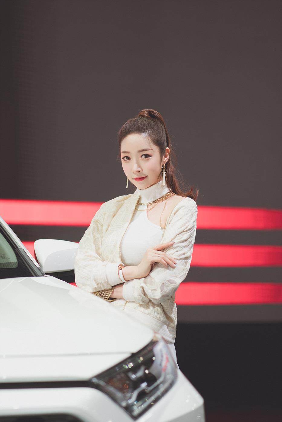 Một số hình ảnh đẹp khác của siêu mẫu Yu Da Som