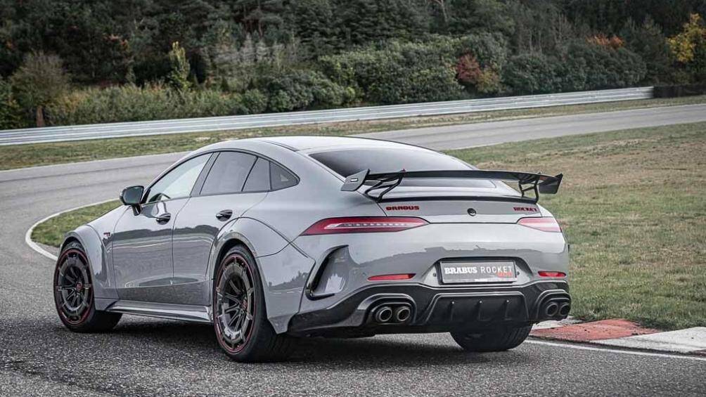 Ngoài ra, Brabus đã phát triển hệ thống treo (khí nén) mới cho xe