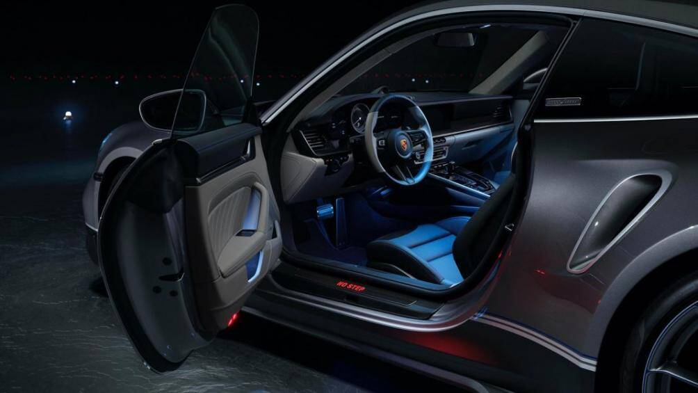 Nhờ đó, thời gian tăng tốc lên 100 km/h được tiết kiệm 0,2 giây, đạt 2,7 giây, tăng tốc lên 200 km/h trong chỉ 8,9 giây