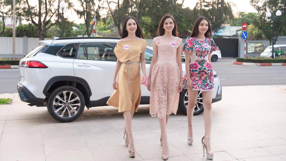 Với những công nghệ, trang bị và tính năng an toàn, Toyota Corolla Cross là sự lựa chọn hoàn toàn yên tâm cho hành trình di chuyển của các thí sinh